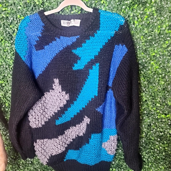 Vintage 90s sweater - Picture 2 of 5